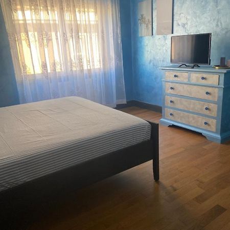 C&E Suites Roma Лідо-ді-Остія Екстер'єр фото