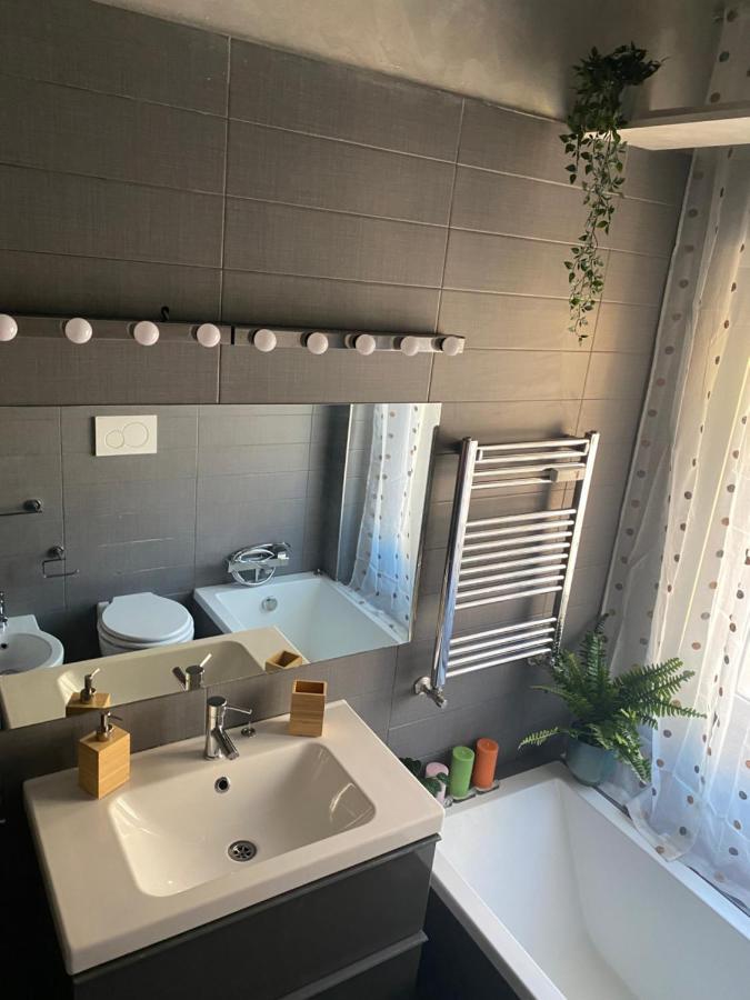 C&E Suites Roma Лідо-ді-Остія Екстер'єр фото